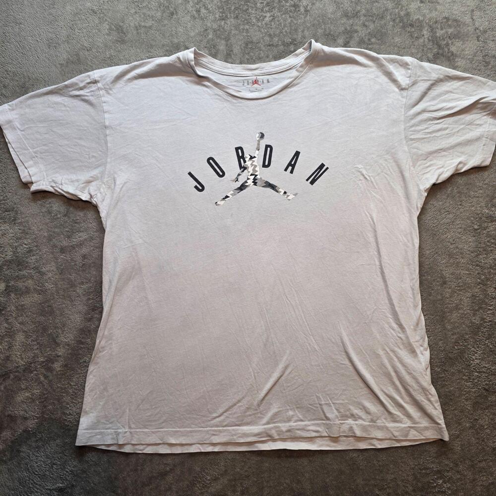 Jordan Shirt Mens XL White Jumpman Logo Graphic Basketball Tee T-Shirt